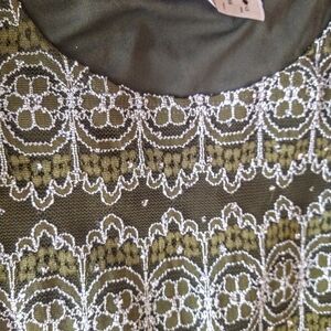 Cool creation stretch lace with sparkle